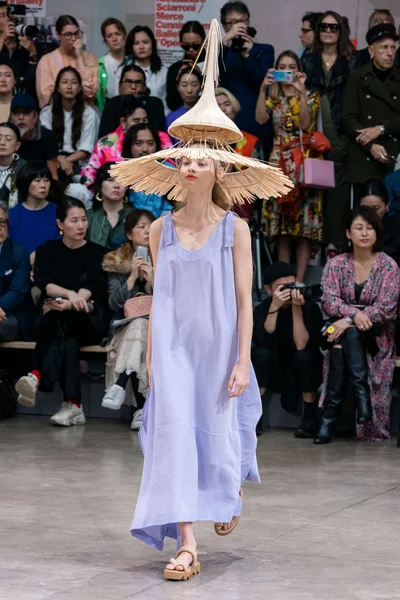 Look 53
